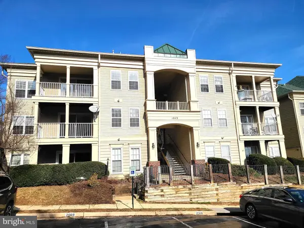 1049 Gardenview Loop #302, WOODBRIDGE, VA 22191