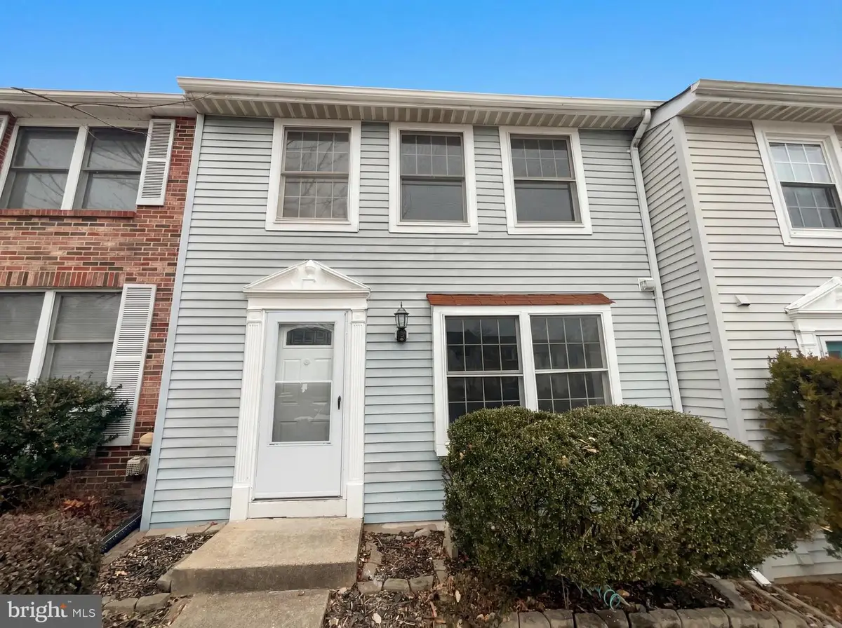 13524 Bentley Cir, Woodbridge, VA 22192 - #1