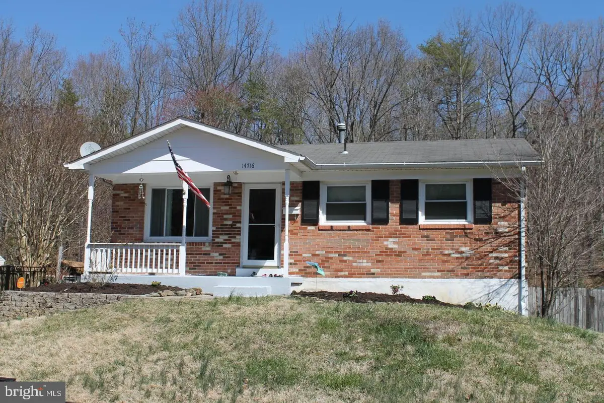 14716 Edgewater Dr, Woodbridge, VA 22193 - #1