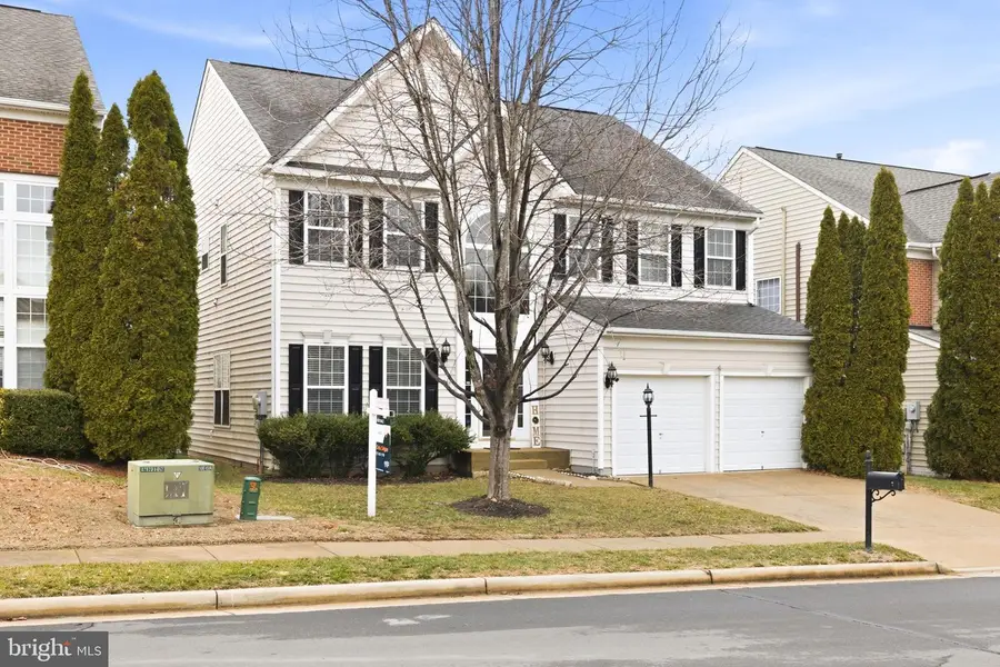 8606 Ellis Ford Pl, Gainesville, VA 20155 - #3