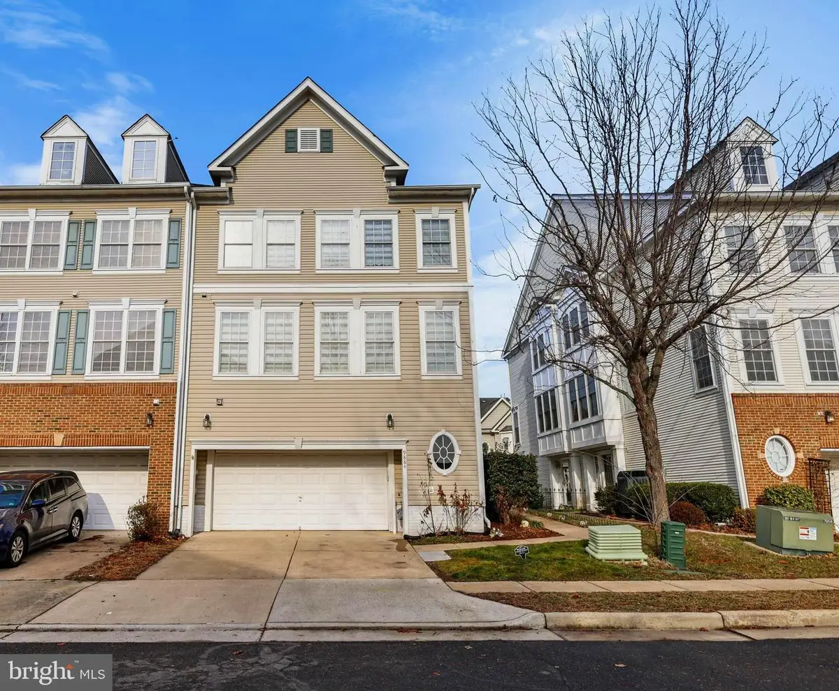 9884 Sounding Shore Ln, Bristow, VA 20136 - #1