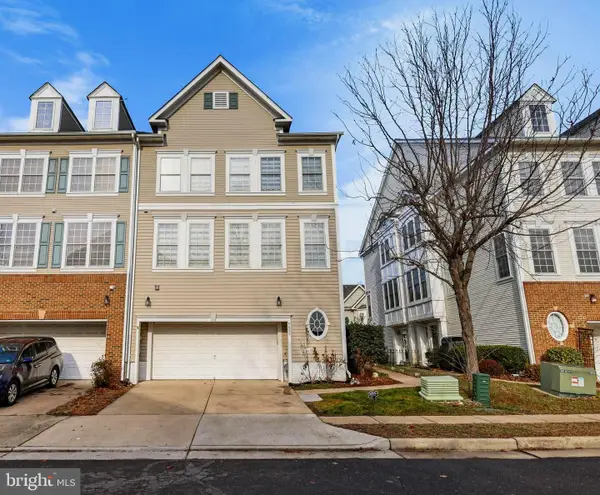 9884 Sounding Shore Ln, BRISTOW, VA 20136