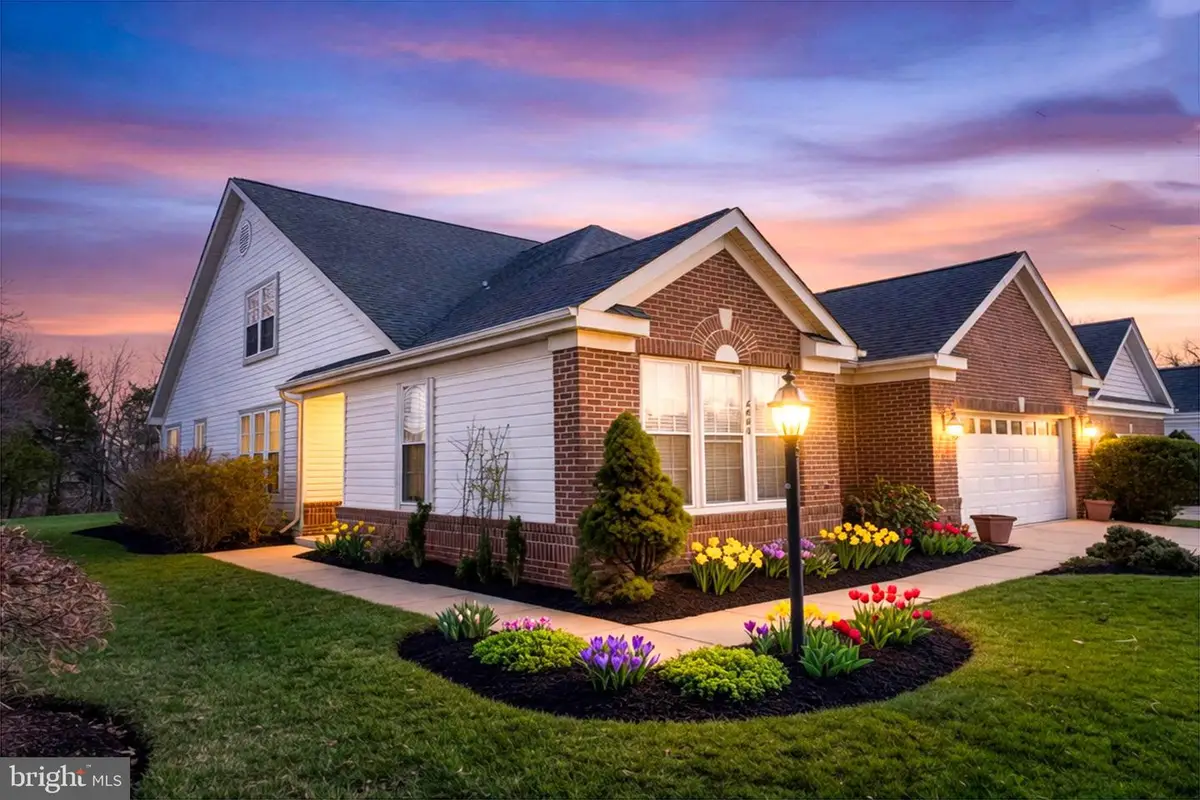 6004 Gallant Fox Ct, Gainesville, VA 20155 - #1