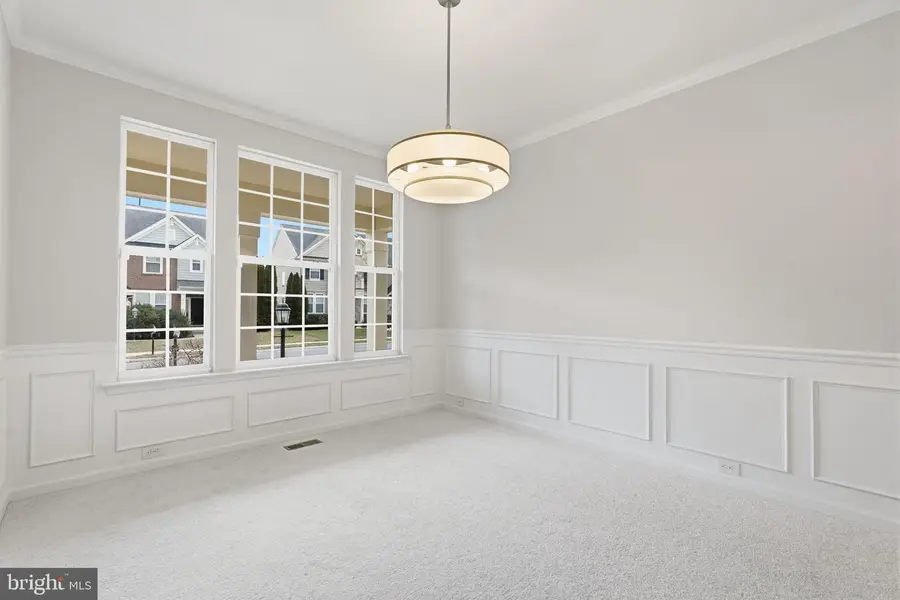 8831 Calbera Ct, Gainesville, VA 20155 - #3