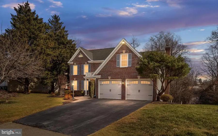 15111 Knickerbocker Dr, Woodbridge, VA 22193 - #2