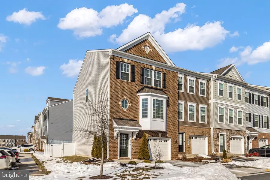 8762 Elsing Green Dr, Manassas, VA 20112 - #3