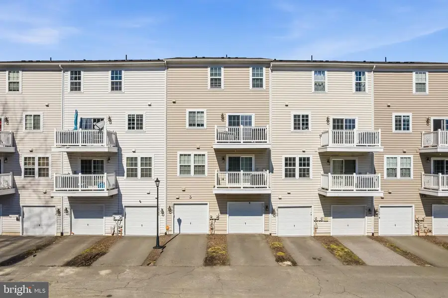 14764 Malloy Ct, Woodbridge, VA 22191 - #2