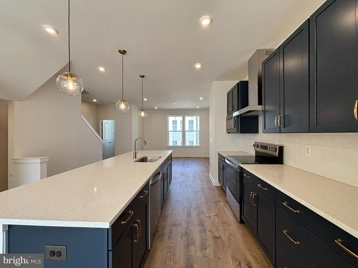 17968 Alicia Ave, Dumfries, VA 22026 - #1