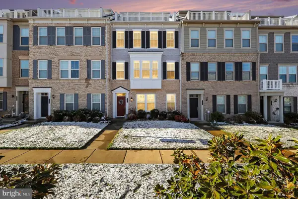 1857 Shadding Bay Ln, DUMFRIES, VA 22026