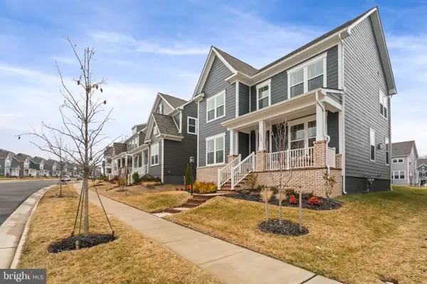 1924 Serviceberry Rd, DUMFRIES, VA 22026