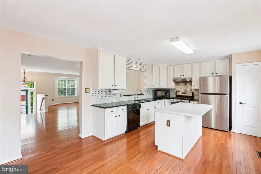 4124 La Mauricie Loop, Dumfries, VA 22025 - #3