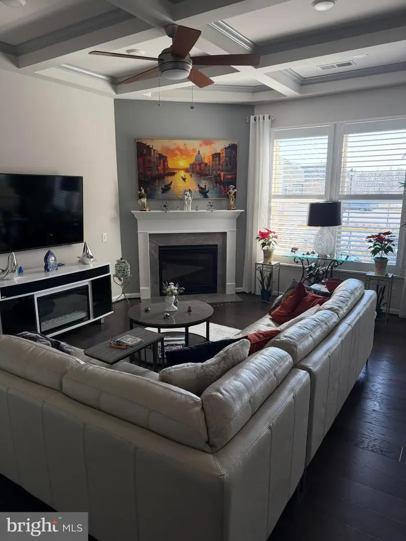 6863 Moonstone Peony Ln, Haymarket, VA 20169 - #3