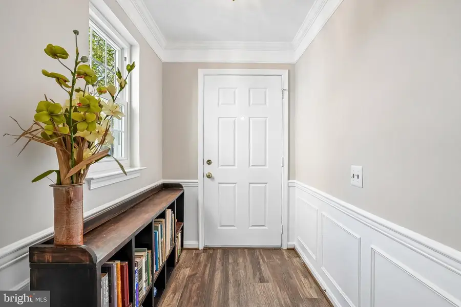 11720 Tolson Pl #11720, Woodbridge, VA 22192 - #2