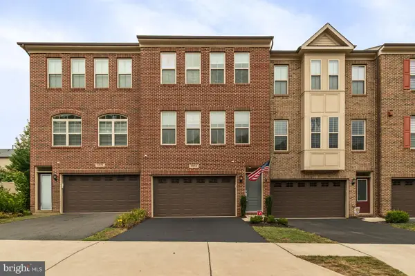 6654 Bartrams Forest Ln, HAYMARKET, VA 20169