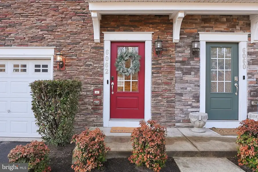 6062 Camerons Ferry Dr, Haymarket, VA 20169 - #2