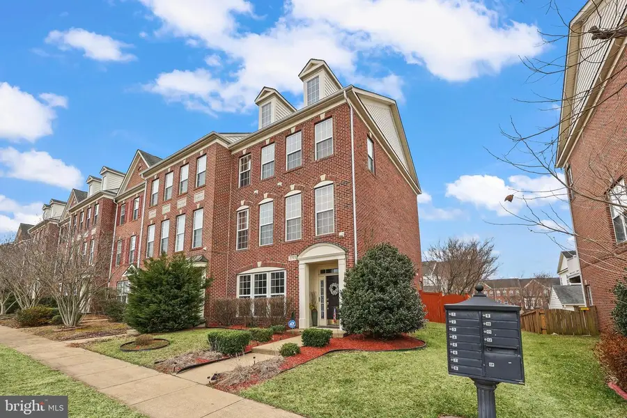 2725 Celestial Dr, Woodbridge, VA 22191 - #2