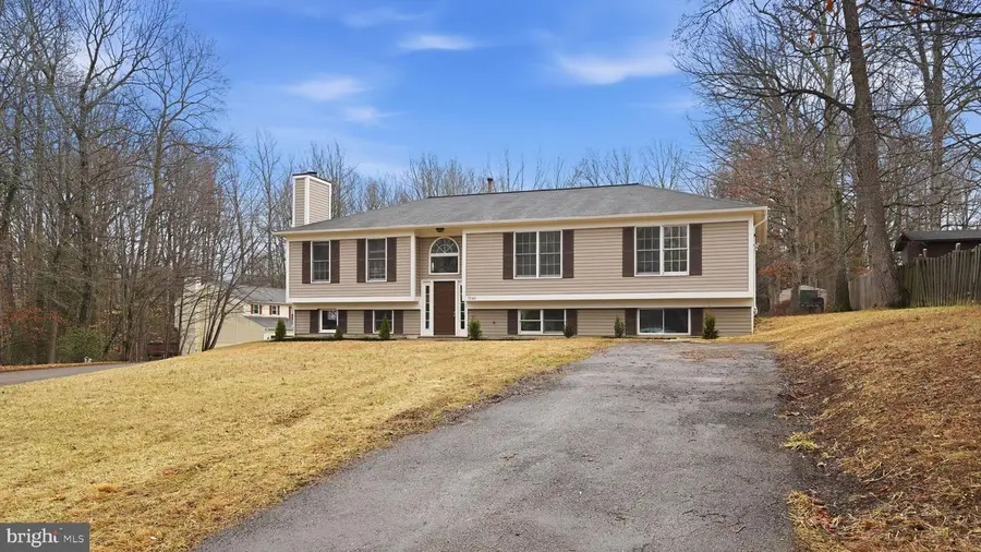 5545 Spangler Ln, Woodbridge, VA 22193 - #2