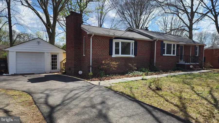 8405 Rugby Rd, Manassas, VA 20111 - #2