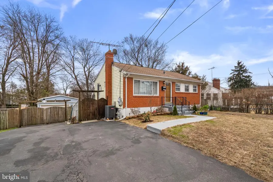 1713 Rosa Dr, Woodbridge, VA 22191 - #2