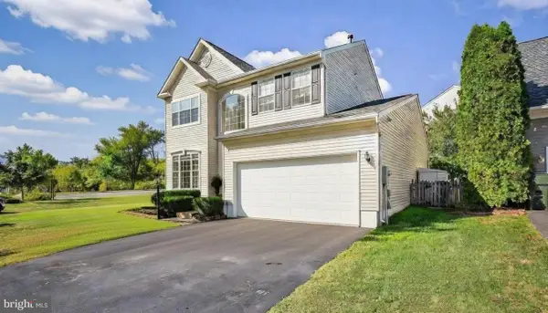 8654 Huddersfield Way, BRISTOW, VA 20136