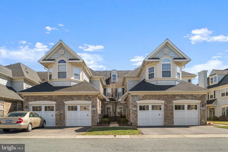 13879 Gullane Dr, Woodbridge, VA 22191 - #2