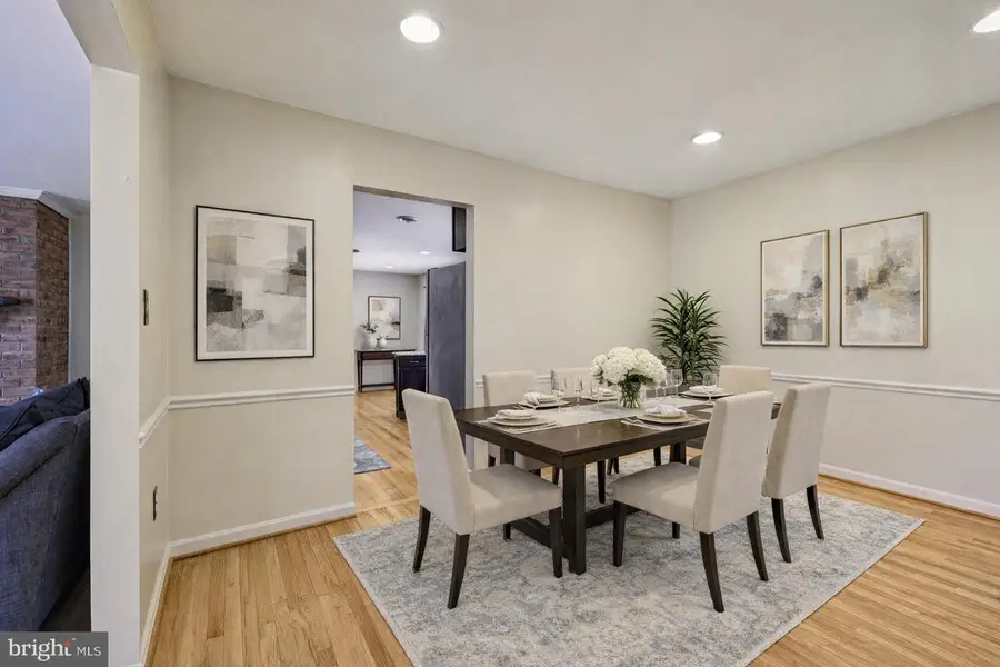 11430 Harton St, Manassas, VA 20112 - #3