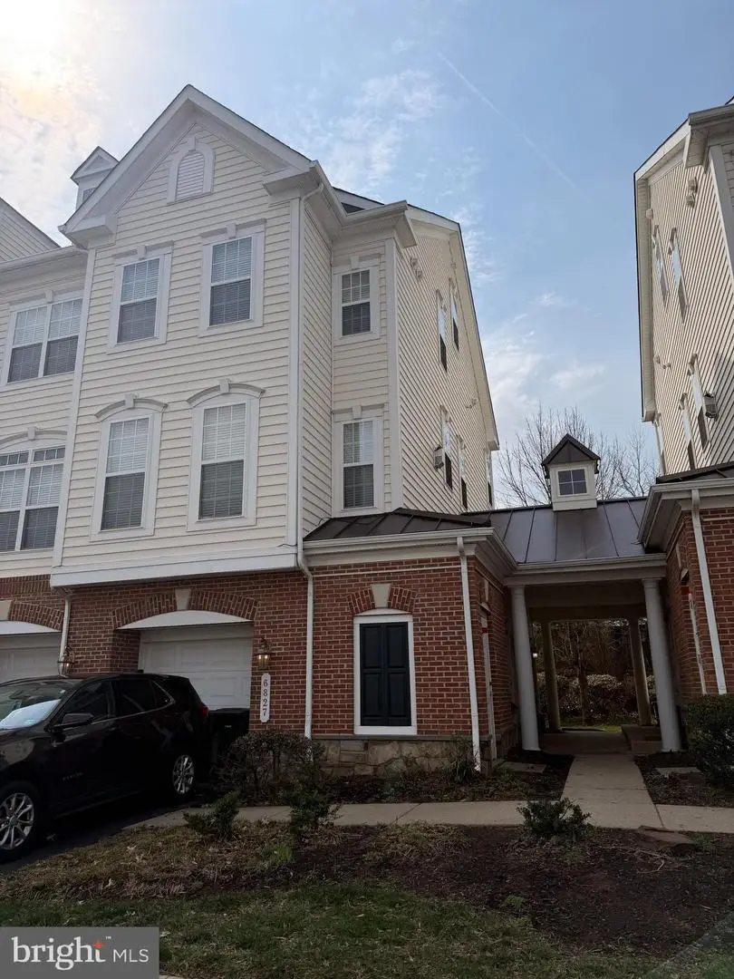 6827 Hampton Bay Ln, Gainesville, VA 20155 - #2