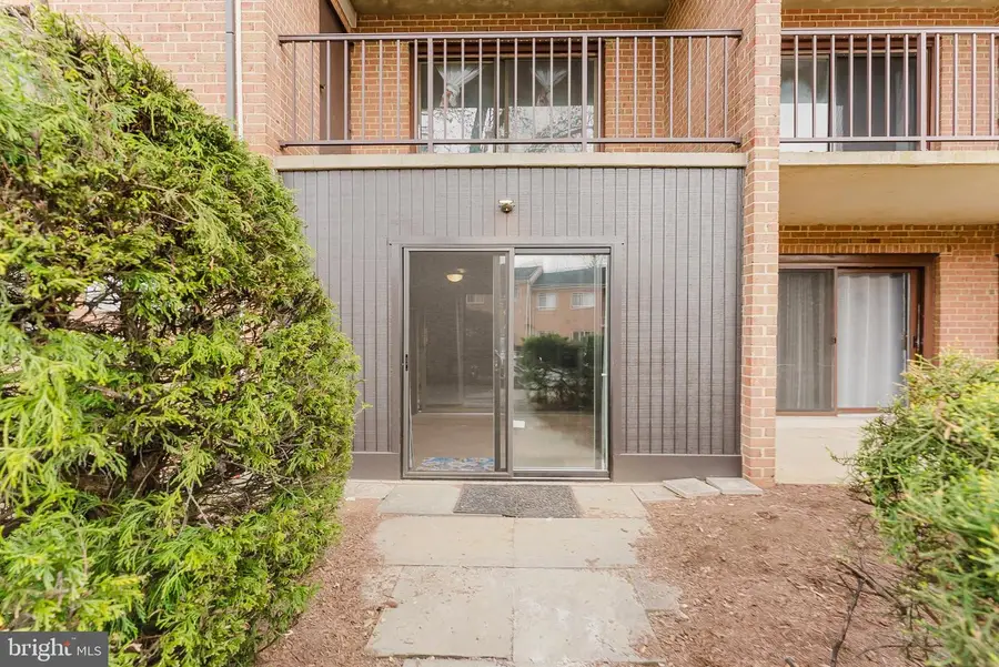 10627 Provincial Dr, Manassas, VA 20109 - #2