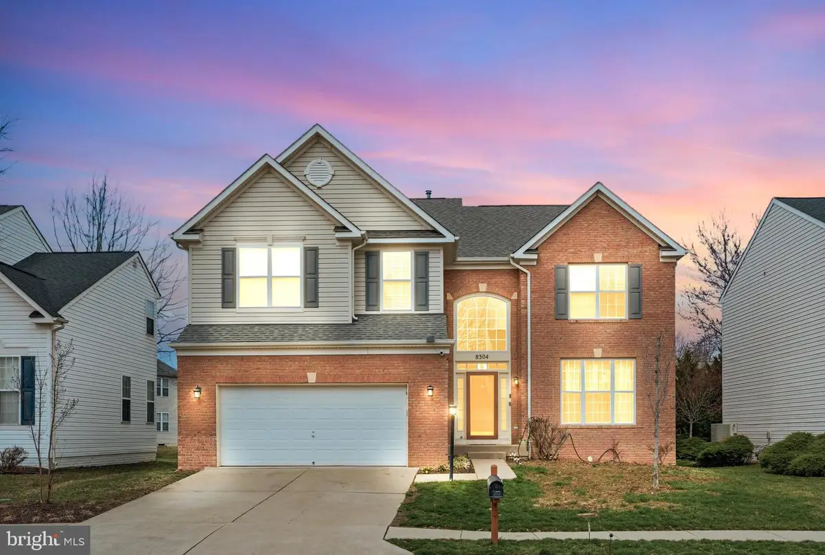 8304 Tenbrook Dr, Gainesville, VA 20155 - #1