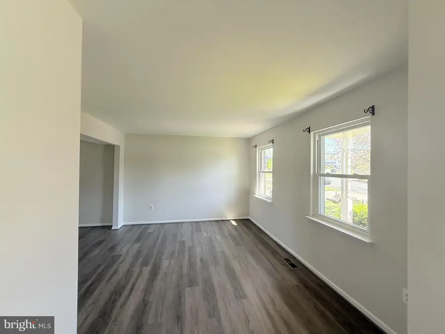 6012 Phillipp Ct, Woodbridge, VA 22193 - #3