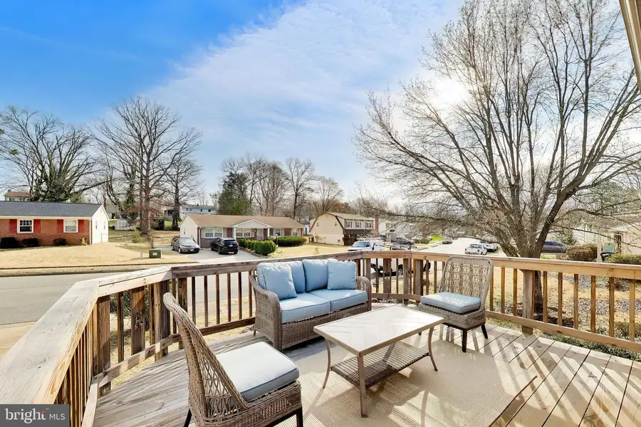 3819 Corona Ln, Woodbridge, VA 22193 - #3