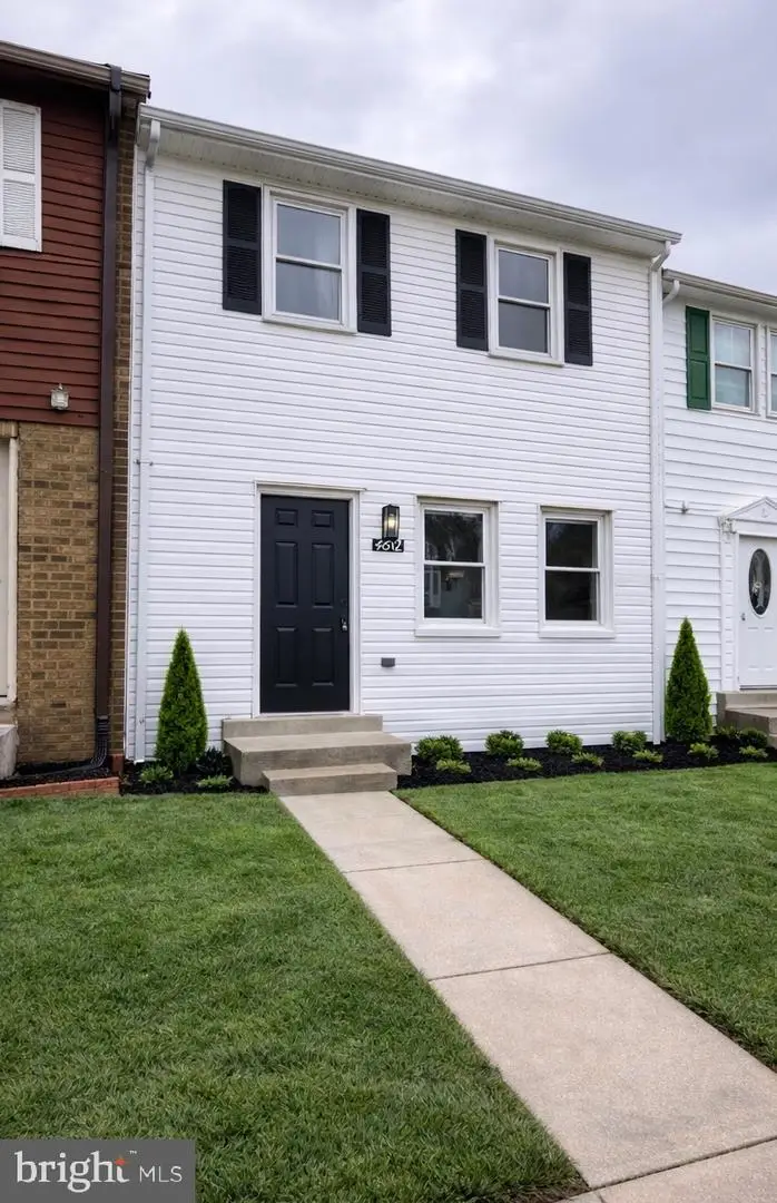 4612 Charlton Ct, Woodbridge, VA 22193 - #1