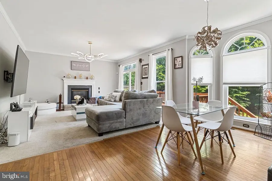 5886 Rhode Island Dr, Woodbridge, VA 22193 - #3