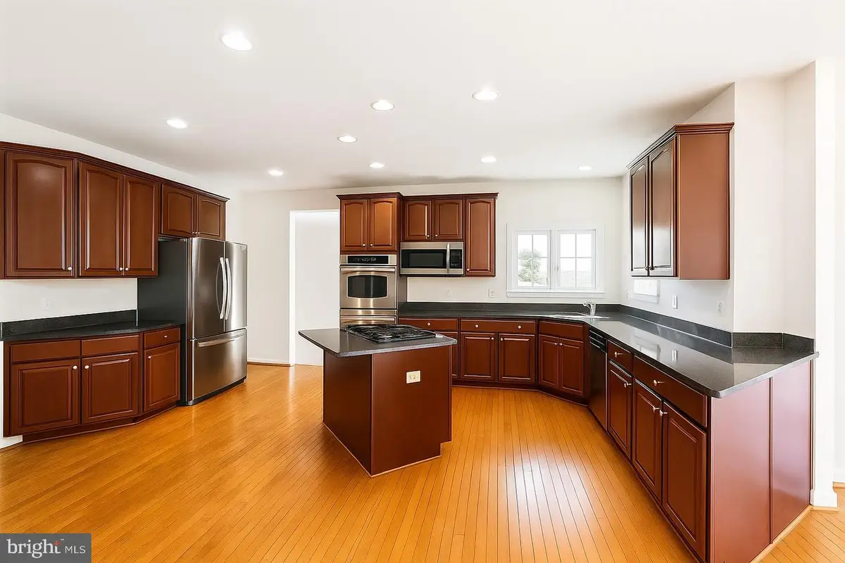 13201 Quate Ln, Woodbridge, VA 22193 - #1