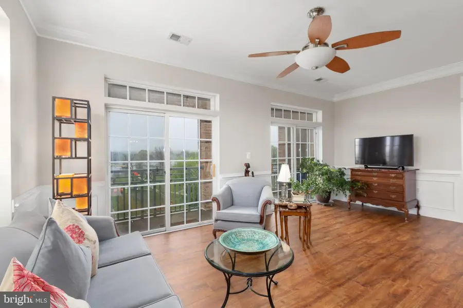 820 Belmont Bay Dr #401, Woodbridge, VA 22191 - #3