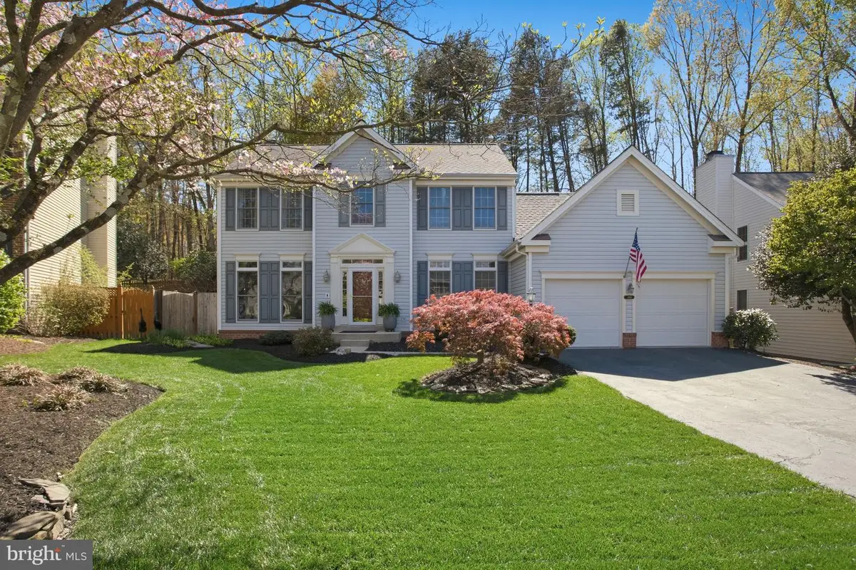 3937 Leaf Lawn Ln, Woodbridge, VA 22192 - #1