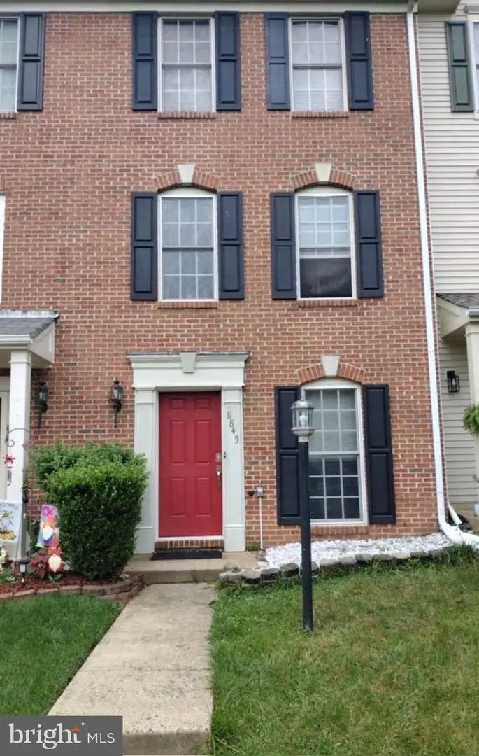 8845 Stable Forest Pl, Bristow, VA 20136 - #1