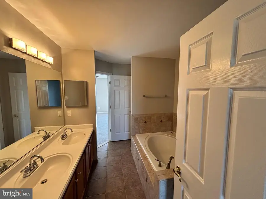 8845 Stable Forest Pl, Bristow, VA 20136 - #3