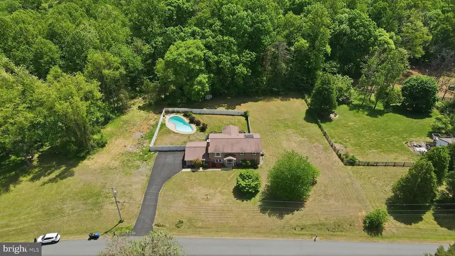 4211 Jackson Mill Rd, Haymarket, VA 20169 - #2
