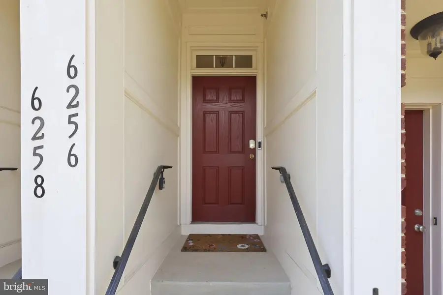 6256 Woodruff Springs Way #22, Haymarket, VA 20169 - #2