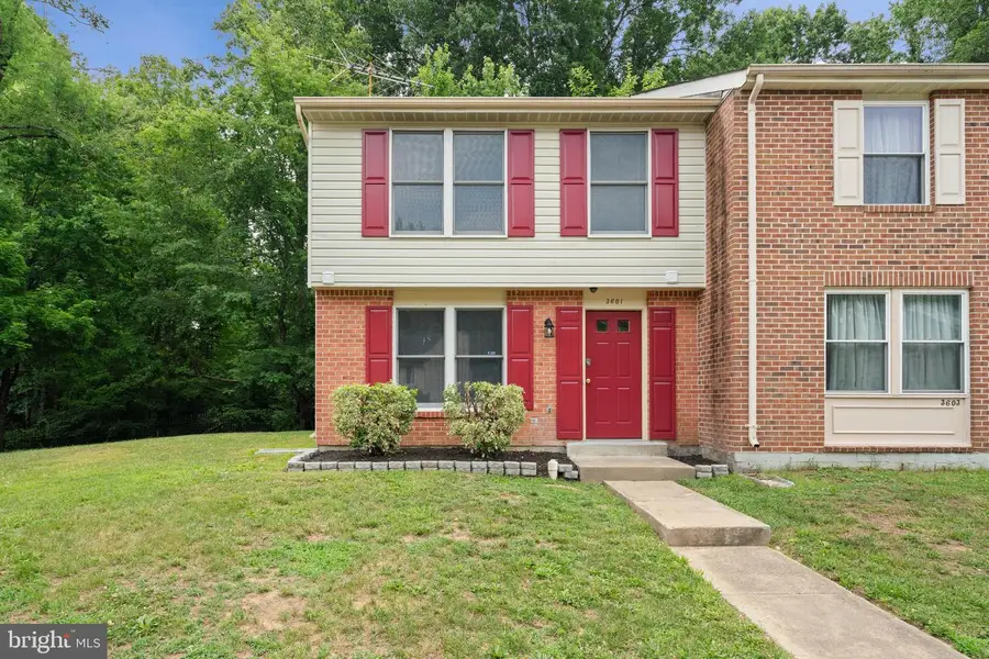 3601 Wharf Ln, Triangle, VA 22172 - #2