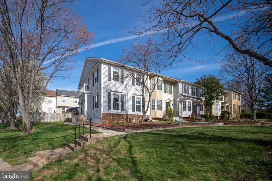 10898 Stone Hill Ln, Manassas, VA 20109 - #2