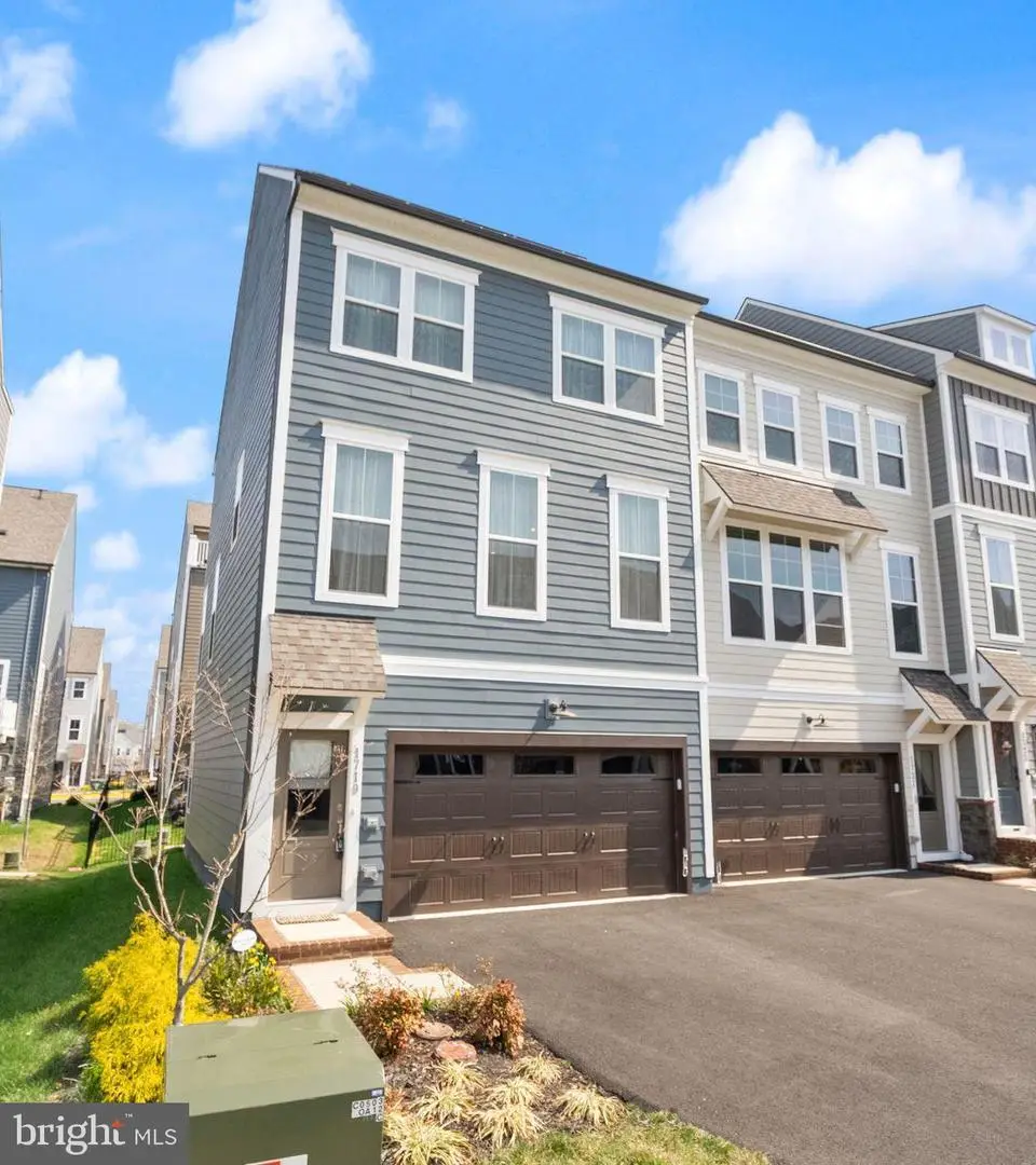 1719 Beech Leaf St, Dumfries, VA 22026 - #1