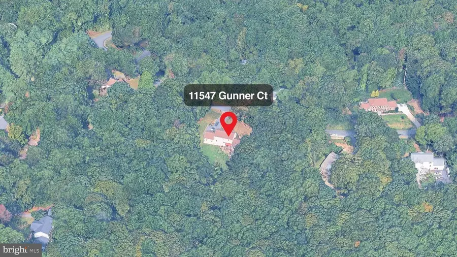 11547 Gunner Ct, Woodbridge, VA 22192 - #2