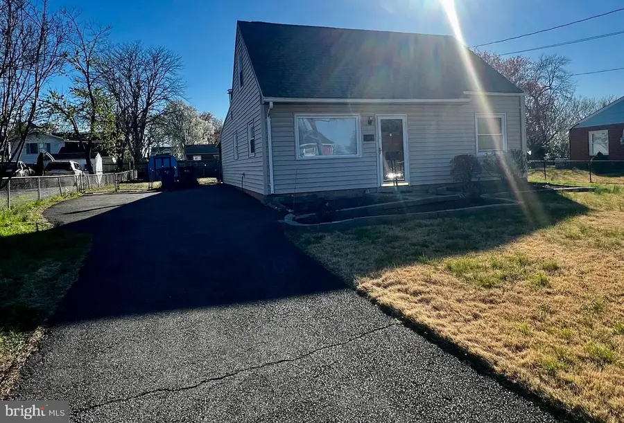 9313 Byron St, Manassas, VA 20111 - #2