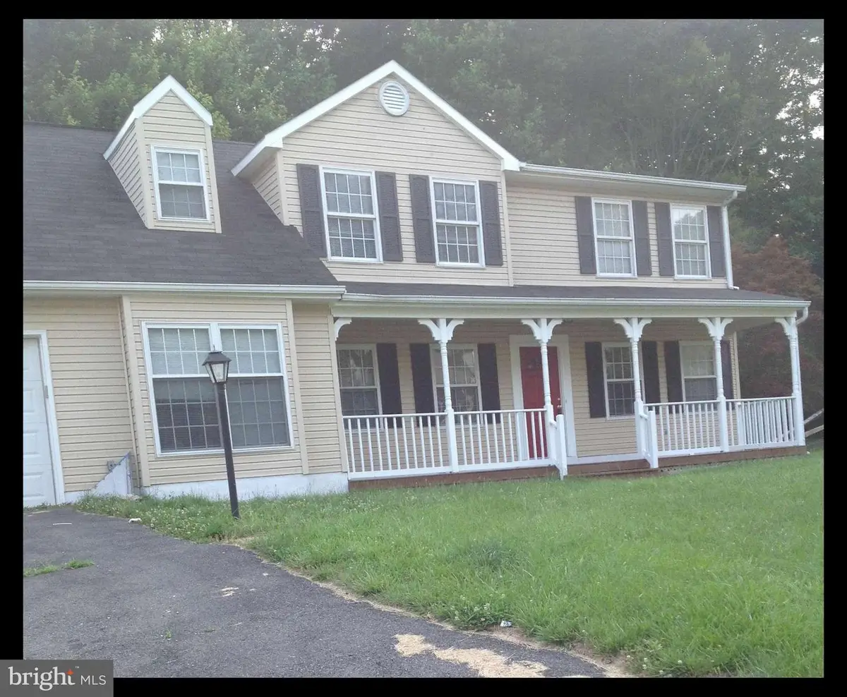 5561 Rowser Dr, Woodbridge, VA 22193 - #1