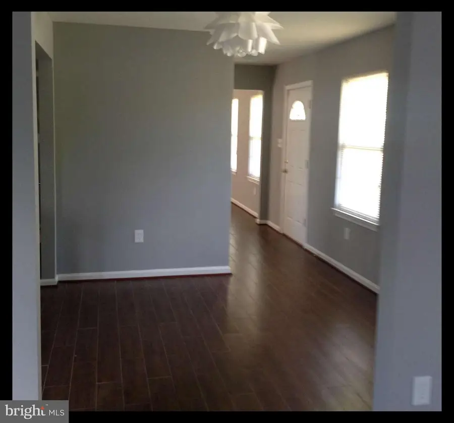 5561 Rowser Dr, Woodbridge, VA 22193 - #2