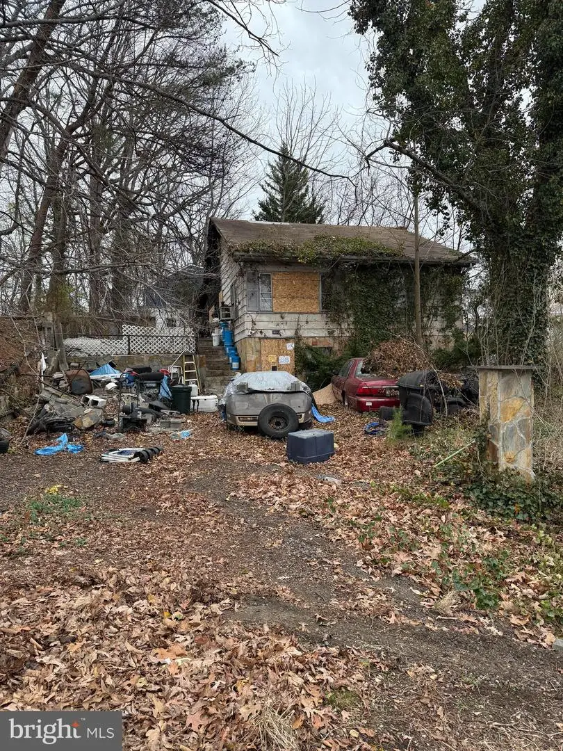 18519 Triangle St, Triangle, VA 22172 - #1