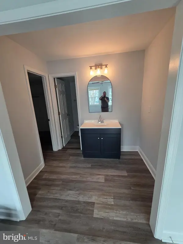 12101 Salemtown Dr, WOODBRIDGE, VA 22192