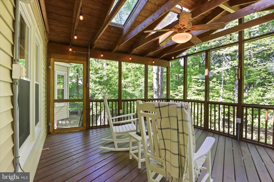 12563 Mcintire Dr, Woodbridge, VA 22192 - #3